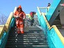 Моют Андреевский мост Моют Андреевский мост