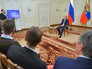 Президент России Владимир Путин во время встречи с интернет-предпринимателями Президент России Владимир Путин во время встречи с интернет-предпринимателями
