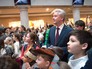 Мэр Москвы Сергей Собянин во время открытия Центрального детского магазина Мэр Москвы Сергей Собянин во время открытия Центрального детского магазина