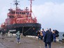 Судно со спасенными в Охотском море рыбаками Судно со спасенными в Охотском море рыбаками
