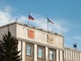 Приспущенные флаги в знак траура по погибшим в результате пожаров в Хакасии Приспущенные флаги в знак траура по погибшим в результате пожаров в Хакасии