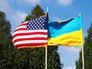 Флаги США и Украины Флаги США и Украины