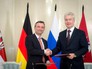 Мэр Москвы Сергей Собянин на встрече с обербургомистром Дюссельдорфа Томасом Гайзелем Мэр Москвы Сергей Собянин на встрече с обербургомистром Дюссельдорфа Томасом Гайзелем