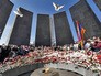 Вечный огонь Мемориала жертв геноцида армян "Цицернакаберд" Вечный огонь Мемориала жертв геноцида армян "Цицернакаберд"