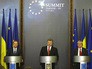 Глава Европейского совета Дональд Туск, президент Украины Петр Порошенко и председатель Еврокомиссии Жан-Клод Юнкер Глава Европейского совета Дональд Туск, президент Украины Петр Порошенко и председатель Еврокомиссии Жан-Клод Юнкер