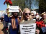 Участники акции памяти по погибшим в Одессе Участники акции памяти по погибшим в Одессе