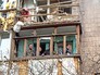 Последствия обстрела жилых кварталов в Донбассе Последствия обстрела жилых кварталов в Донбассе