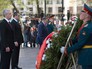 Сергей Собянин принял участие в церемонии возложения цветов к Могиле неизвестного солдата Сергей Собянин принял участие в церемонии возложения цветов к Могиле неизвестного солдата