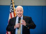 Американский сенатор Джон Маккейн Американский сенатор Джон Маккейн