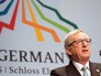 Председатель Еврокомиссии Жан-Клод Юнкер на саммите G7 Председатель Еврокомиссии Жан-Клод Юнкер на саммите G7