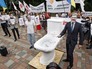 Митинг у здания Верховной Рады Украины Митинг у здания Верховной Рады Украины