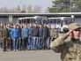 Призывники в украинскую армию на призывном пункте Призывники в украинскую армию на призывном пункте