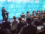 Бывший премьер-министр Франции Франсуа Фийон (слева) во время сессии клуба "Валдай" Бывший премьер-министр Франции Франсуа Фийон (слева) во время сессии клуба "Валдай"