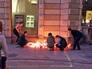 Люди почтили память жертв ДТП в Австрии Люди почтили память жертв ДТП в Австрии