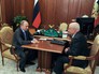 Президент России Владимир Путин и исполнительный секретарь СНГ Сергей Лебедев во время встречи в Кремле Президент России Владимир Путин и исполнительный секретарь СНГ Сергей Лебедев во время встречи в Кремле