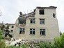 Последствия обстрела жилых кварталов в Донбассе Последствия обстрела жилых кварталов в Донбассе