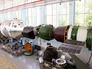 Экспонаты музея — советский корабль "Союз" и американский "Аполлон" во время стыковки Экспонаты музея — советский корабль "Союз" и американский "Аполлон" во время стыковки