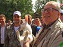 Владимир Жириновский держит кролика Владимир Жириновский держит кролика