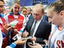 Президент России Владимир Путин во время встречи с членами сборной команды России Президент России Владимир Путин во время встречи с членами сборной команды России