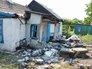 Последствия обстрела жилых кварталов в Донбассе Последствия обстрела жилых кварталов в Донбассе