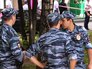 Полицейские на месте происшествия Полицейские на месте происшествия