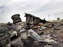 Место крушения малайзийского Boeing 777 на Украине Место крушения малайзийского Boeing 777 на Украине