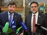 Заместитель председателя Народного Совета Донецкой Народной Республики Денис Пушилин (слева) и представитель Луганской Народной Республики Владислав Дейнего отвечают на вопросы журналистов Заместитель председателя Народного Совета Донецкой Народной Республики Денис Пушилин (слева) и представитель Луганской Народной Республики Владислав Дейнего отвечают на вопросы журналистов