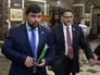 Заместитель председателя Народного Совета Донецкой Народной Республики Денис Пушилин (слева) и представитель Луганской Народной Республики Владислав Дейнего Заместитель председателя Народного Совета Донецкой Народной Республики Денис Пушилин (слева) и представитель Луганской Народной Республики Владислав Дейнего