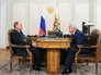 Президент России Владимир Путин и заместитель председателя Госдумы РФ, руководитель фракции "Единая Россия" Владимир Васильев во время встречи Президент России Владимир Путин и заместитель председателя Госдумы РФ, руководитель фракции "Единая Россия" Владимир Васильев во время встречи