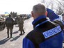 Представители миссии ОБСЕ наблюдают за украинской армией Представители миссии ОБСЕ наблюдают за украинской армией
