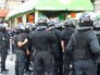 Украинская милиция держит оцепление Украинская милиция держит оцепление