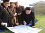 Ким Чен Ын с военными КНДР Ким Чен Ын с военными КНДР