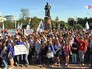 Митинг "Молодой гвардии" на Суворовской площади Митинг "Молодой гвардии" на Суворовской площади