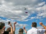 Пролёт военных вертолетов над зрителями Пролёт военных вертолетов над зрителями