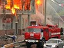 Пожарные на месте возгорания в торговом центре Пожарные на месте возгорания в торговом центре