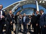 Владимир Путин осматривает океанариум на острове Русский Владимир Путин осматривает океанариум на острове Русский