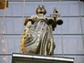 Статуя Фемиды, богини правосудия Статуя Фемиды, богини правосудия