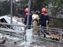 Спасатели МЧС ликвидируют последствия урагана Спасатели МЧС ликвидируют последствия урагана