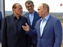 Владимир Путин и Сильвио Берлускони у мемориала, посвящённого памяти погибших в Крымской войне солдат Сардинского королевства. Владимир Путин и Сильвио Берлускони у мемориала, посвящённого памяти погибших в Крымской войне солдат Сардинского королевства.