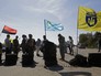 Активисты блокируют автомобильную трассу на границе Украины и Крыма Активисты блокируют автомобильную трассу на границе Украины и Крыма