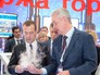 Дмитрий Медведев и Сергей Собянин на международном инвестиционном форуме «Сочи-2015» Дмитрий Медведев и Сергей Собянин на международном инвестиционном форуме «Сочи-2015»