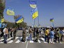 Активисты заблокировали автотрассу у поселка Чонгар на границе Украины и Крыма Активисты заблокировали автотрассу у поселка Чонгар на границе Украины и Крыма