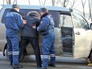 Инспекторы ДПС проводят задержание Инспекторы ДПС проводят задержание