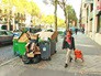 Переполненные мусорные баки в Париже Переполненные мусорные баки в Париже