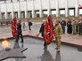 Члены "Союза добровольцев Донбасса" возложили венки к Вечному огню на Поклонной горе Члены "Союза добровольцев Донбасса" возложили венки к Вечному огню на Поклонной горе