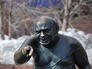 Памятник Евгению Леонову на Мосфильмовской улице Памятник Евгению Леонову на Мосфильмовской улице