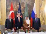 Адель аль-Джубейр, Джон Керри, Феридун Синирлиоглу и Сергей Лавров на министерской встрече в Вене Адель аль-Джубейр, Джон Керри, Феридун Синирлиоглу и Сергей Лавров на министерской встрече в Вене