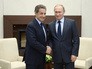 Президент России Владимир Путин и бывший президент Франции Николя Саркози во время встречи Президент России Владимир Путин и бывший президент Франции Николя Саркози во время встречи