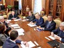 Владимир Путин провёл совещание по экономическим вопросам Владимир Путин провёл совещание по экономическим вопросам