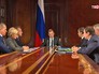 Председатель правительства РФ Дмитрий Медведев проводит заседание кабинета министров РФ Председатель правительства РФ Дмитрий Медведев проводит заседание кабинета министров РФ